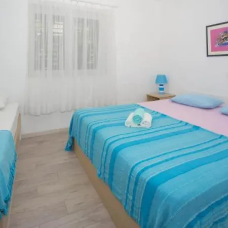 Sea View Lendic - Two Bedroom With Terrace And Sea View Apartment